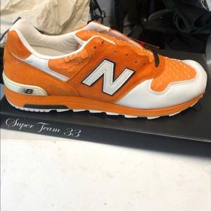 New Balance Super Team 33